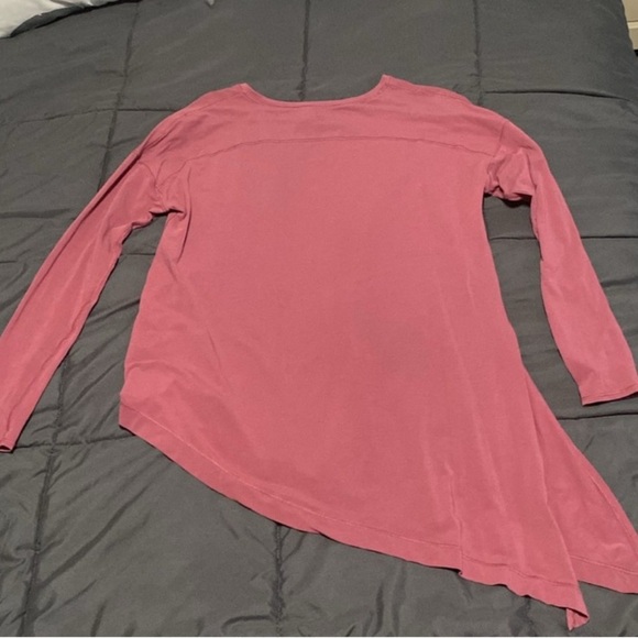 Lululemon To the Point Long Sleeve Shirt - Picture 8 of 8